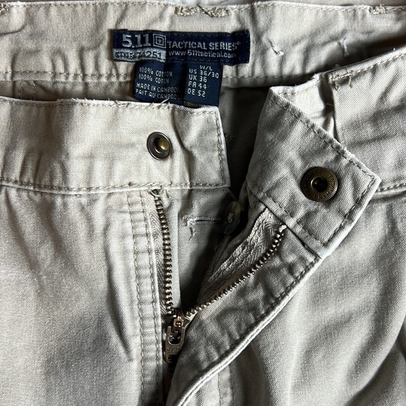 5.11 Tactical khaki cargo pants 36/30 - Picture 5 of 8